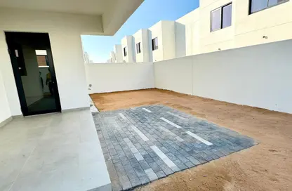 Townhouse - 2 Bedrooms - 3 Bathrooms for sale in Noya 1 - Noya - Yas Island - Abu Dhabi