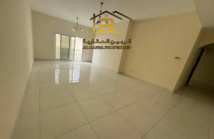 Apartment - 3 Bedrooms - 4 Bathrooms for rent in Oasis Tower - Al Rashidiya 1 - Al Rashidiya - Ajman