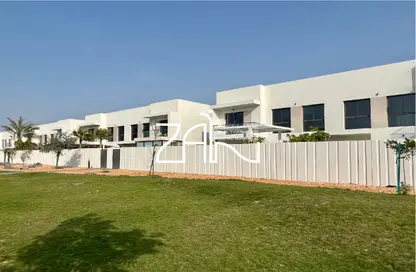 Villa - 4 Bedrooms - 5 Bathrooms for sale in Aspens - Yas Acres - Yas Island - Abu Dhabi