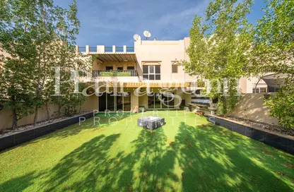 فيلا - 4 غرف نوم - 3 حمامات للايجار في فلل قرية الحمرا - قرية الحمرا - رأس الخيمة