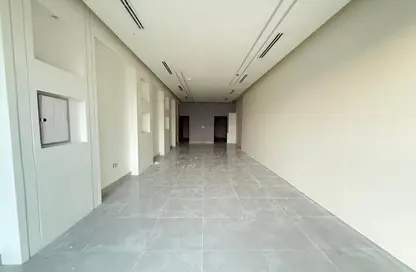 متجر - استوديو - 1 حمام للايجار في الخير 3 - السطوة - دبي