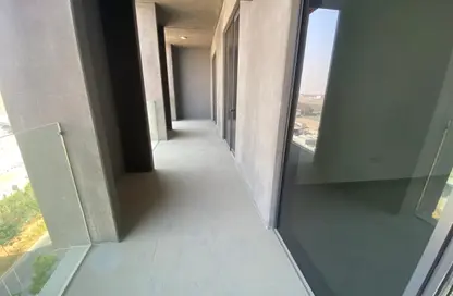 شقة - 2 غرف نوم - 3 حمامات للايجار في الطراز - حي نسيج - الجادة - الشارقة