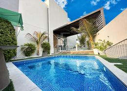 صورةحوض سباحة لـ: فيلا - 4 غرف نوم - 4 حمامات للكراء في رويال بارك - جميرا بارك - دبي, صورة 1