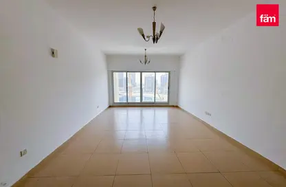 Apartment - 2 Bedrooms - 3 Bathrooms for rent in Stadium Point - Dubai Sports City - Dubai