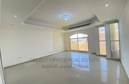 Empty Room image for: Villa - 4 Bedrooms - 6 Bathrooms for rent in Mayzad Village - Mohamed Bin Zayed City - Abu Dhabi, Image 1