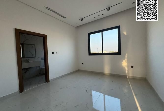 15632000 - Property Image 3