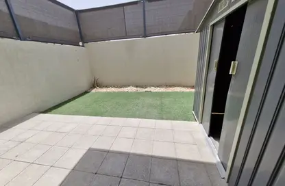 Townhouse - 2 Bedrooms - 3 Bathrooms for rent in Nasma Residence - Al Tai - Sharjah