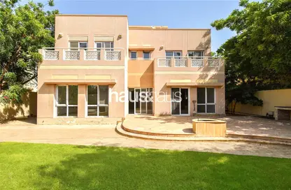 Villa - 5 Bedrooms - 5 Bathrooms for sale in Meadows 9 - Meadows - Dubai