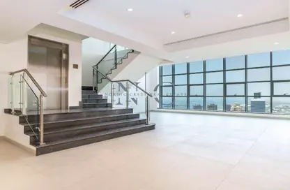 Penthouse - 3 Bedrooms - 5 Bathrooms for sale in Marina Arcade Tower - Dubai Marina - Dubai
