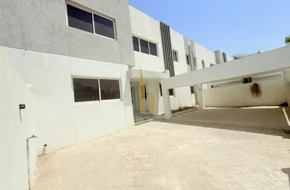 Villa - 4 Bedrooms - 4 Bathrooms for rent in Umm Suqeim 1 Villas - Umm Suqeim 1 - Umm Suqeim - Dubai