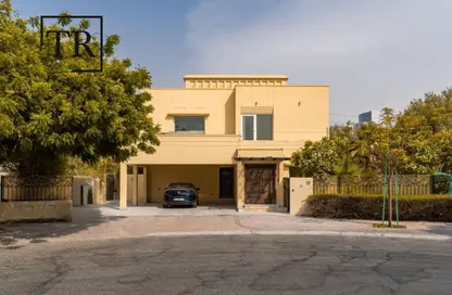 Villa - 4 Bedrooms - 5 Bathrooms for sale in Meadows 9 - Meadows - Dubai