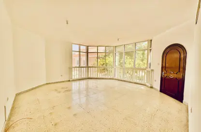 Villa - 5 Bedrooms - 5 Bathrooms for rent in Al Karamah - Abu Dhabi