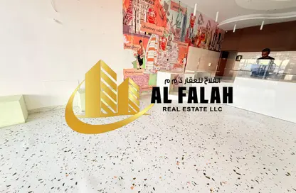 Shop - Studio for rent in Al Majaz 3 - Al Majaz - Sharjah