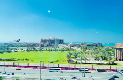 Apartment - 3 Bedrooms - 4 Bathrooms for rent in Etihad Tower 5 - Etihad Towers - Corniche Road - Abu Dhabi