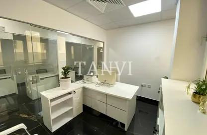 Office Space - Studio - 1 Bathroom for rent in Horizone Building - Port Saeed - Deira - Dubai