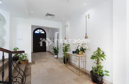 Villa - 4 Bedrooms - 5 Bathrooms for rent in Entertainment Foyer - Mediterranean Clusters - Jumeirah Islands - Dubai