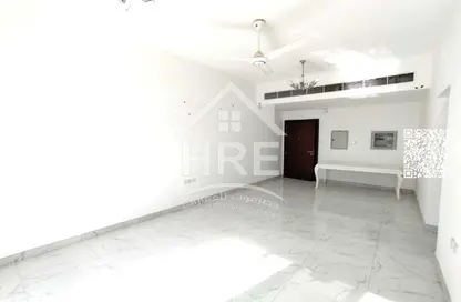 شقة - 2 غرف نوم - 3 حمامات للايجار في 3 المويهات - المويهات - عجمان شقة - 2 غرف نوم - 3 حمامات للايجار في 3 المويهات - المويهات - عجمان