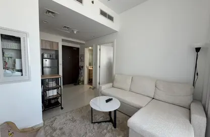 شقة - غرفة نوم - 1 حمام للايجار في برج Golf Vita A - جولف فيتا - داماك هيلز - دبي شقة - غرفة نوم - 1 حمام للايجار في برج Golf Vita A - جولف فيتا - داماك هيلز - دبي