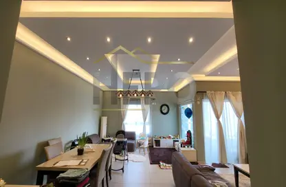 Living / Dining Room image for: Apartment - 3 Bedrooms - 3 Bathrooms for sale in Amaya Towers - Shams Abu Dhabi - Al Reem Island - Abu Dhabi, Image 1
