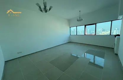 Apartment - 1 Bedroom - 2 Bathrooms for rent in Al Mamzar - Al Mamzar - Sharjah - Sharjah