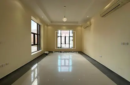 Villa - 6 Bedrooms - 7 Bathrooms for rent in Shakhbout City - Abu Dhabi