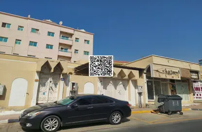 عمارة بالكامل - استوديو - 8 حمامات للبيع في النعيمية - عجمان