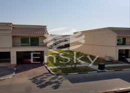 Perfectly Priced 4 Bedroom Villa in Seashore !