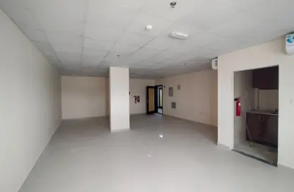 مكتب - استوديو - 1 حمام للايجار في 18 المنطقة الصناعية رقم - المنطقة الصناعية بالشارقة - الشارقة مكتب - استوديو - 1 حمام للايجار في 18 المنطقة الصناعية رقم - المنطقة الصناعية بالشارقة - الشارقة