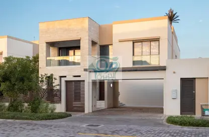 Villa - 5 Bedrooms - 7 Bathrooms for rent in HIDD Al Saadiyat - Saadiyat Island - Abu Dhabi