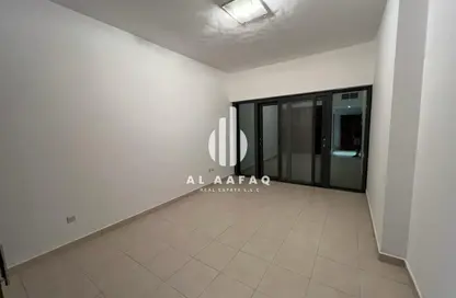 شقة - 3 غرف نوم - 5 حمامات للايجار في الممزر - الممزر - الشارقة - الشارقة