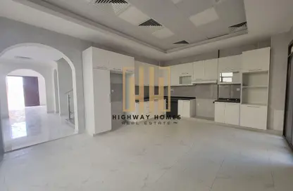 Villa - 4 Bedrooms - 5 Bathrooms for rent in Hoshi 1 - Hoshi - Al Badie - Sharjah