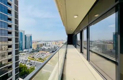 Apartment - 2 Bedrooms - 3 Bathrooms for rent in The Waves Residences - Mankhool - Bur Dubai - Dubai