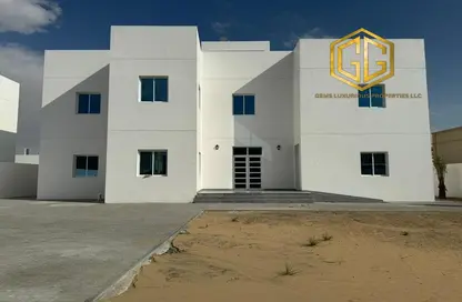 Outdoor Building image for: Villa - 5 Bedrooms - 6 Bathrooms for rent in Nad Al Sheba 4 - Nad Al Sheba - Dubai, Image 1