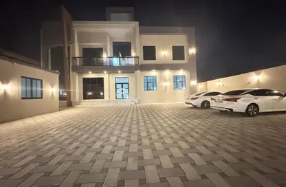 Apartment - 3 Bedrooms - 4 Bathrooms for rent in Madinat Al Riyad - Abu Dhabi