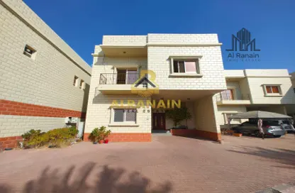 Villa - 4 Bedrooms - 5 Bathrooms for rent in Al Markhaniya - Al Ain