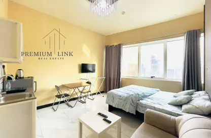 Apartment - Studio - 1 Bathroom for rent in Electra Street - Abu Dhabi
