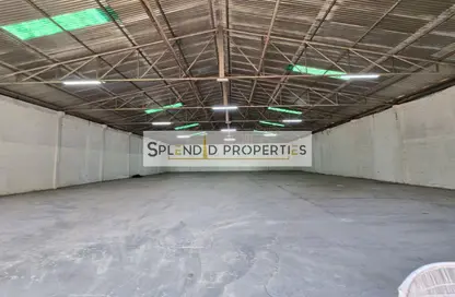 Warehouse - Studio - 1 Bathroom for rent in Al Khabisi - Deira - Dubai