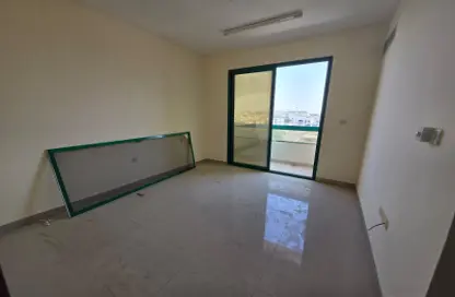 شقة - غرفة نوم - 2 حمامات للايجار في 3 المويهات - المويهات - عجمان