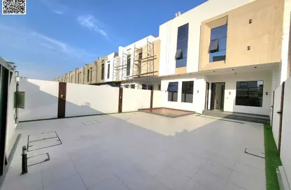 Villa - 5 Bedrooms - 7 Bathrooms for sale in Al Amira Village - Al Yasmeen - Ajman