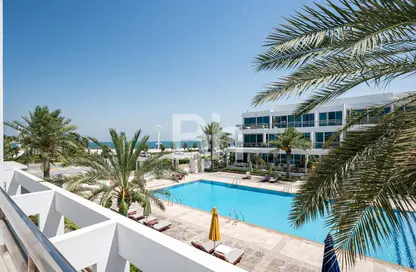Apartment - 1 Bedroom - 2 Bathrooms for rent in Sunset Residence - Jumeirah 3 - Jumeirah - Dubai