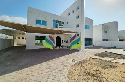 Villa - 4 Bedrooms - 4 Bathrooms for rent in Al Garhoud Residences - Al Garhoud - Dubai