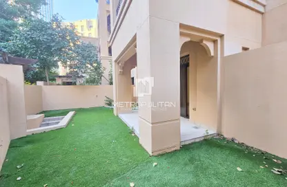 شقة - غرفة نوم - 2 حمامات للبيع في زنجبيل 1 - زنجبيل - المدينة القديمة - دبي