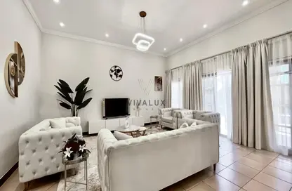 Living Room image for: Villa - 5 Bedrooms - 6 Bathrooms for rent in The Centro - The Villa - Dubai, Image 1