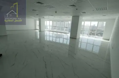 Office Space - Studio - 4 Bathrooms for rent in Business Tower - Al Majaz 2 - Al Majaz - Sharjah Office Space - Studio - 4 Bathrooms for rent in Business Tower - Al Majaz 2 - Al Majaz - Sharjah