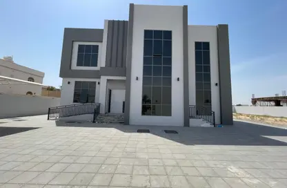 Apartment - 5 Bedrooms - 7 Bathrooms for rent in Al Qarain 1 - Al Qarain - Sharjah