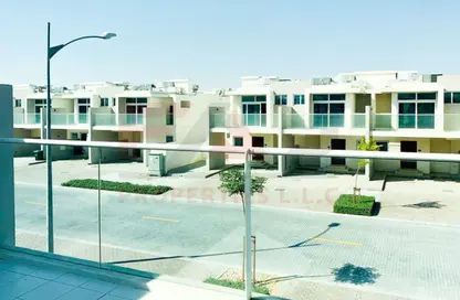 Townhouse - 3 Bedrooms - 3 Bathrooms for rent in Aknan Villas - Vardon - Damac Hills 2 - Dubai Townhouse - 3 Bedrooms - 3 Bathrooms for rent in Aknan Villas - Vardon - Damac Hills 2 - Dubai