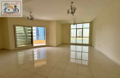 Apartment - 2 Bedrooms - 3 Bathrooms for rent in Al Khan Corniche - Al Khan - Sharjah