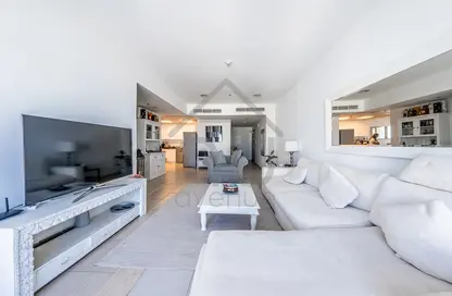Apartment - 2 Bedrooms - 3 Bathrooms for sale in Elite Residence - Dubai Marina - Dubai