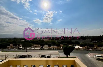 شقة - 2 غرف نوم - 2 حمامات للايجار في برج الياسمين - قرية الياسمين - رأس الخيمة