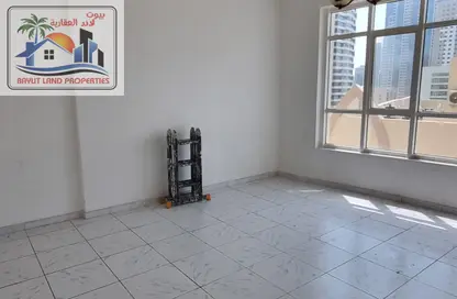 Apartment - 1 Bedroom - 2 Bathrooms for rent in Dar Al Majaz - Jamal Abdul Nasser Street - Al Majaz - Sharjah